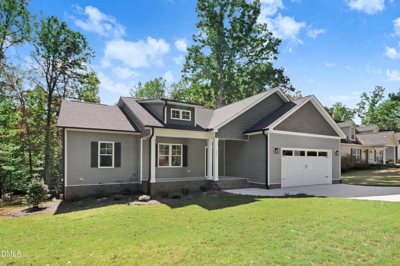 652 Shawnee Dr, Louisburg, NC 27549