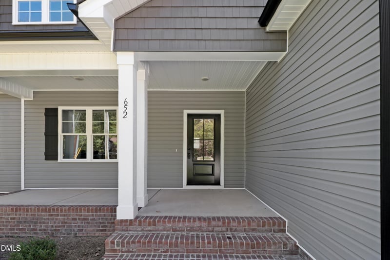 652 Shawnee Dr, Louisburg, NC 27549