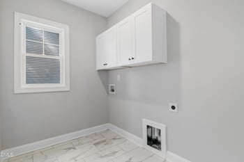 652 Shawnee Dr, Louisburg, NC 27549