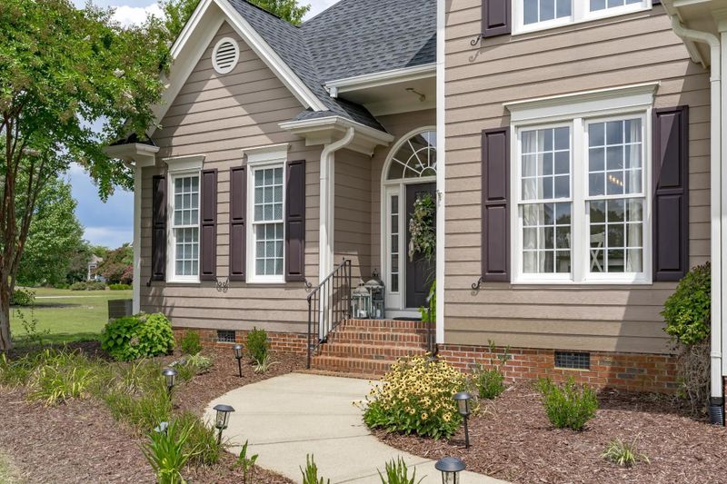 6520 Temple View Ln, Fuquay Varina, NC 27526