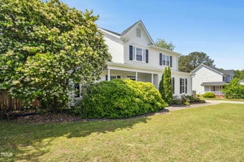 6521 Cablewood Dr, Raleigh, NC 27603