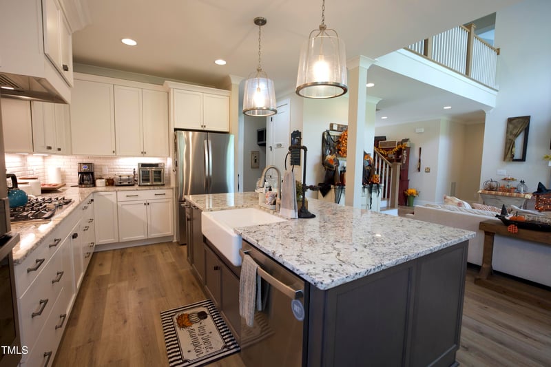 6521 Camellia Creek Dr, Raleigh, NC 27603