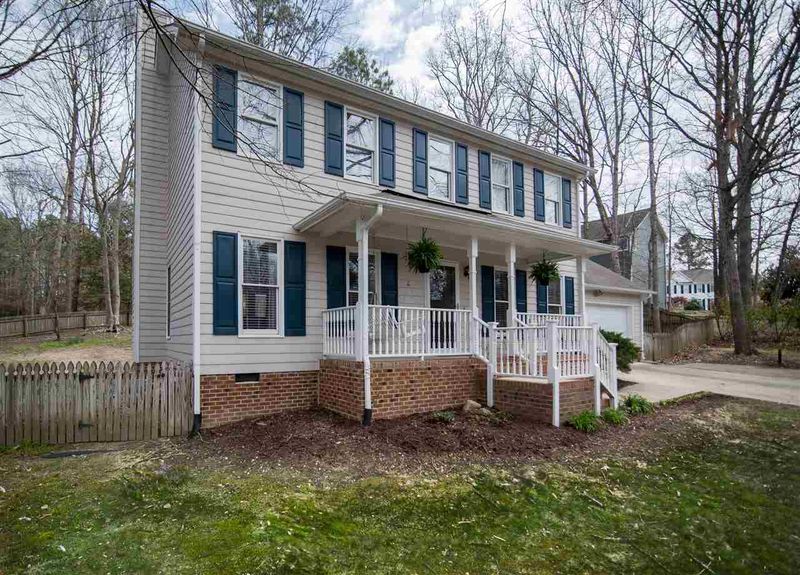 6524 Speight Cir, Raleigh, NC 27616
