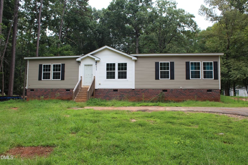 6525 Little Creek Rd, Zebulon, NC 27597