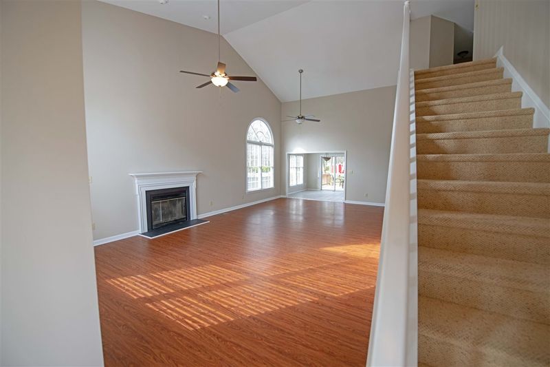 6525 Tealbriar Dr, Raleigh, NC 27615