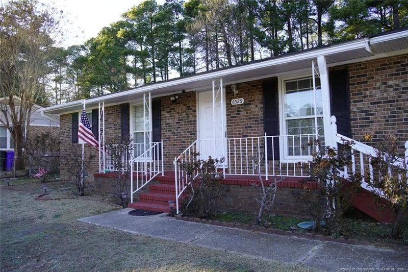 6526 Lark Dr, Fayetteville, NC 28314