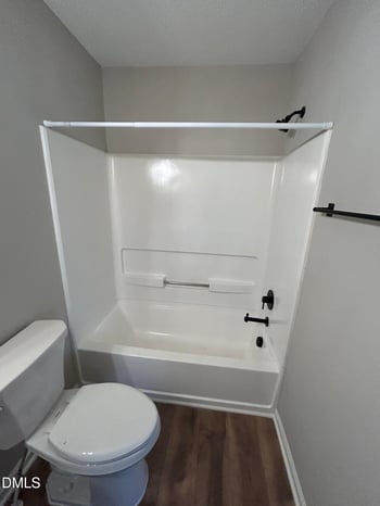 6528 Thetford Ct, Raleigh, NC 27615