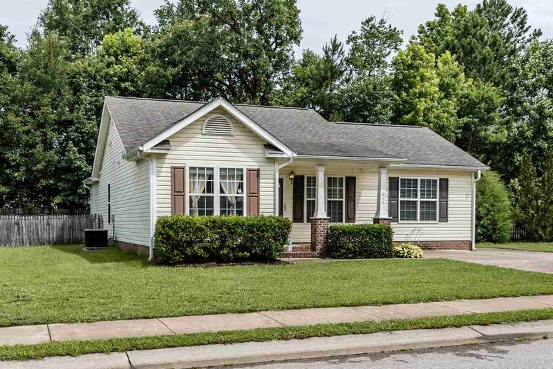 653 Flaherty Ave, Wake Forest, NC 27587