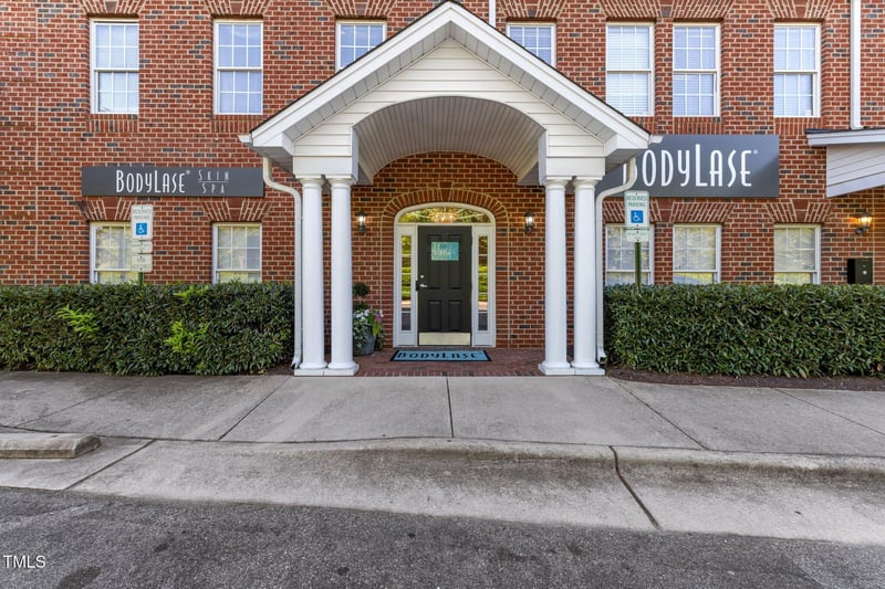 6531 Creedmoor Rd #204, Raleigh, NC 27613