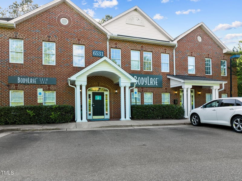 6531 Creedmoor Rd #204, Raleigh, NC 27613