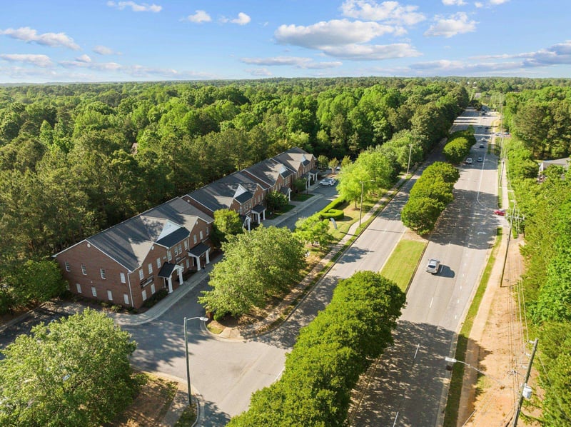 6531 Creedmoor Rd, Raleigh, NC 27613