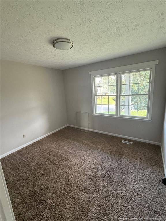 6532 Kemper Ct, Fayetteville, NC 28303