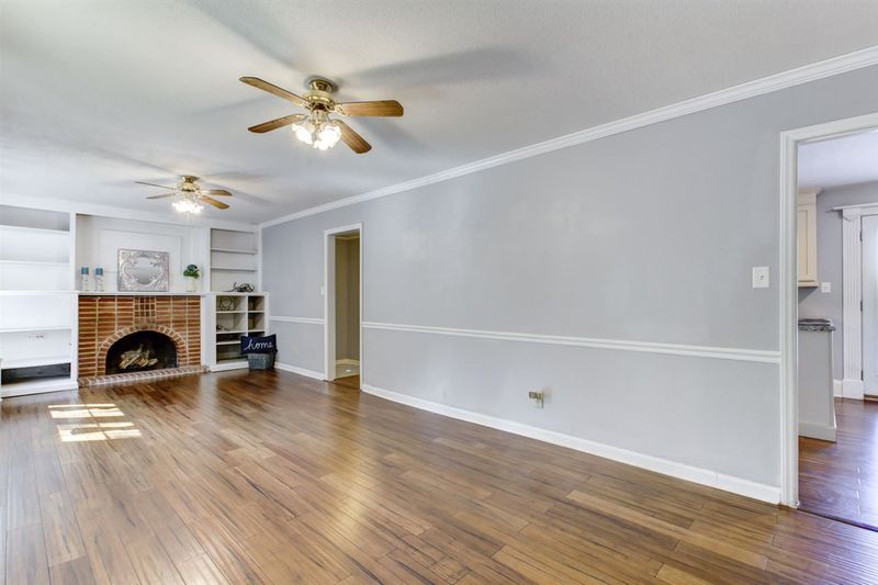 6532 Rex Rd, Holly Springs, NC 27540