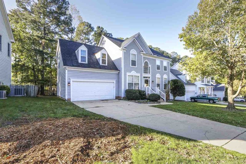 6533 Englehardt Dr, Raleigh, NC 27617