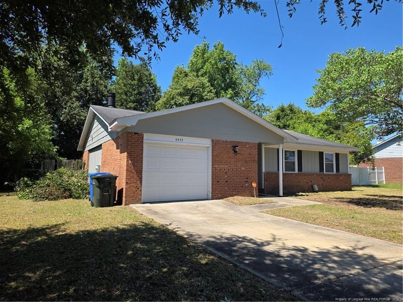 6533 Gristmill Rd, Fayetteville, NC 28314