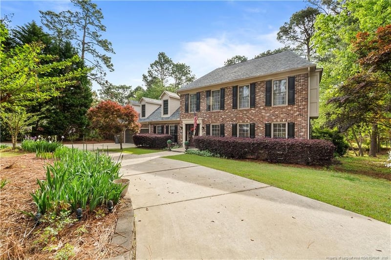 6534 Countryside Dr, Fayetteville, NC 28311