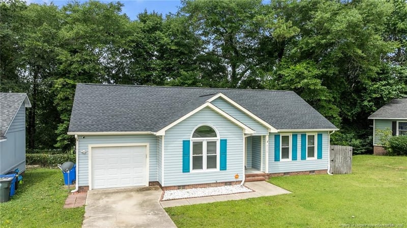 6536 Applewhite Rd, Fayetteville, NC 28304
