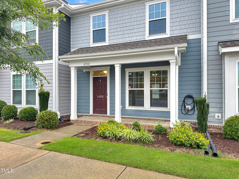 6536 Perry Creek Rd, Raleigh, NC 27616