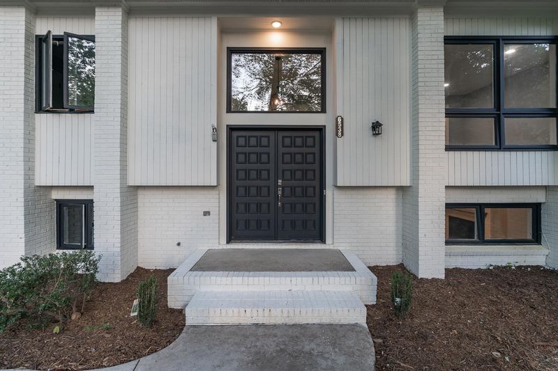 6538 Glendower Rd, Raleigh, NC 27613