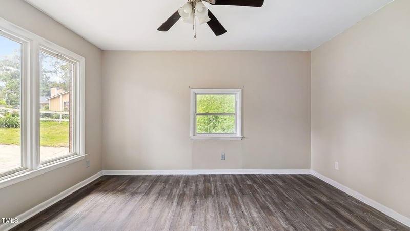 6538 Sprucewood Rd, Fayetteville, NC 28304