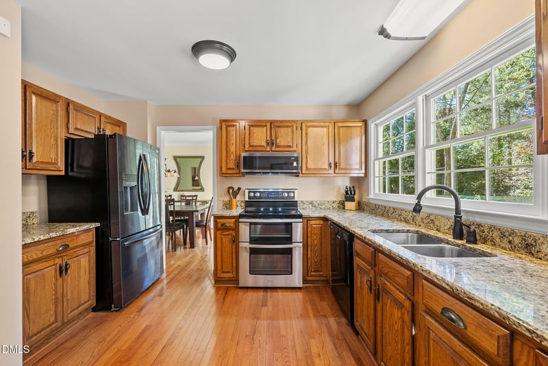 6541 Tealbriar Dr, Raleigh, NC 27615