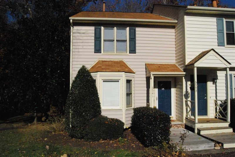 6541 Thetford Ct, Raleigh, NC 27609