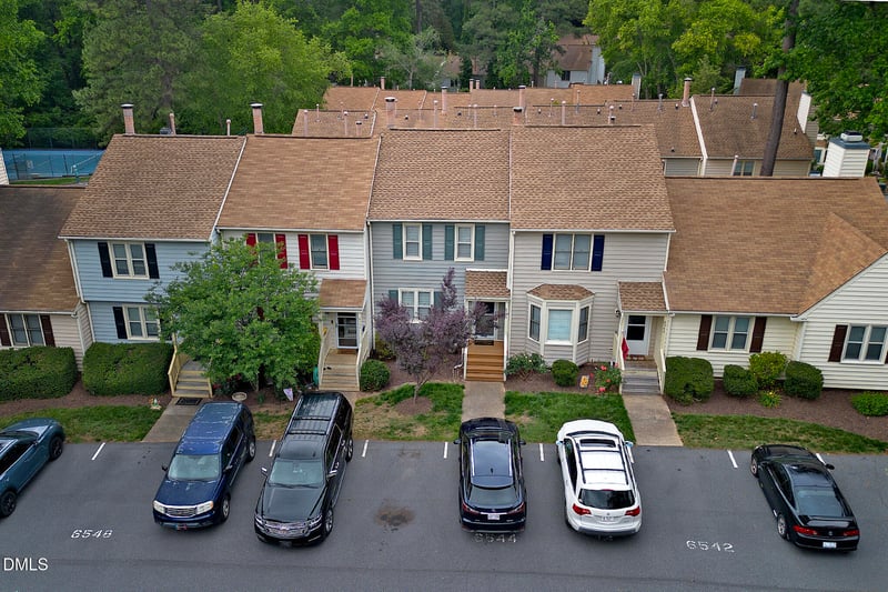 6544 English Oaks Dr, Raleigh, NC 27615