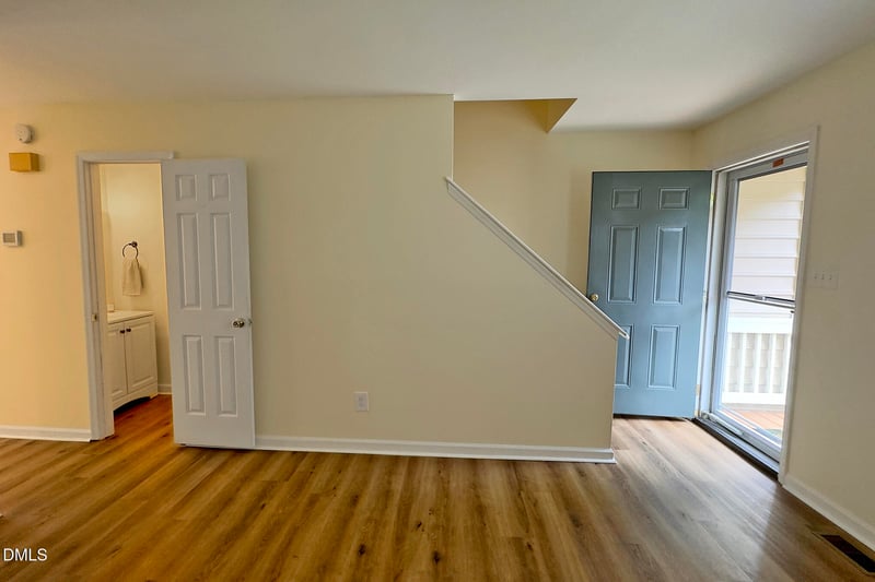 6544 English Oaks Dr, Raleigh, NC 27615