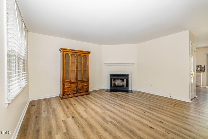 6544 English Oaks Dr, Raleigh, NC 27615