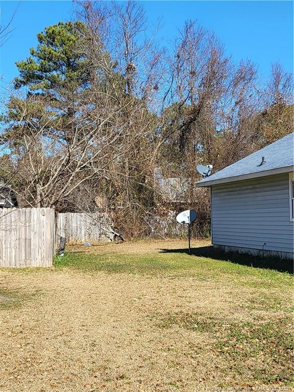 6544 Green Meadow Rd, Fayetteville, NC 28304