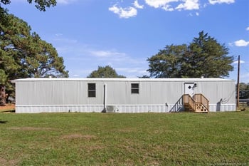 6546 Roslin Farm Rd, Hope Mills, NC 28348