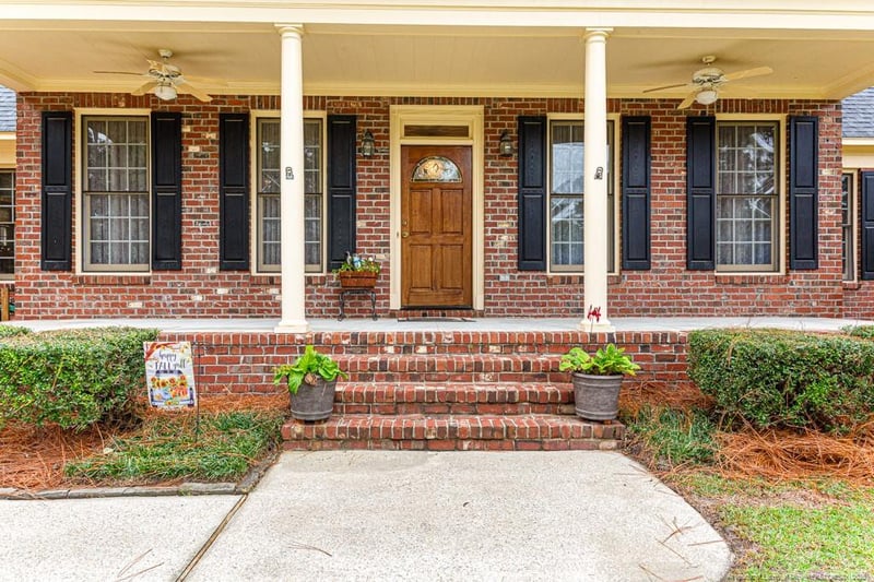 6549 Countryside Dr, Fayetteville, NC 28311
