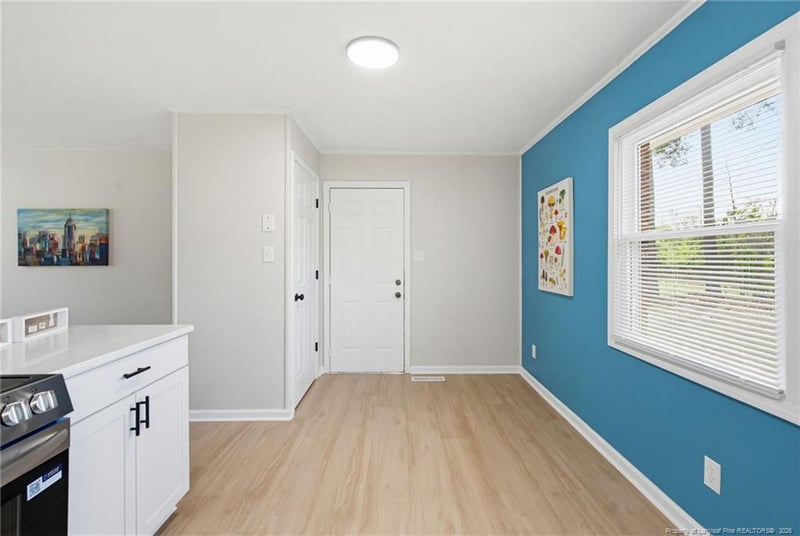 6549 Venture St, Fayetteville, NC 28314