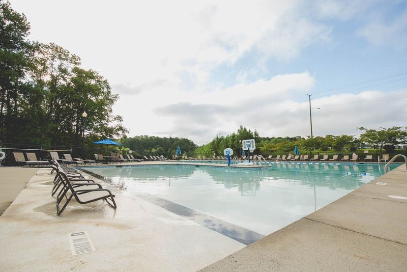 655 Metro Station #42, Apex, NC 27502