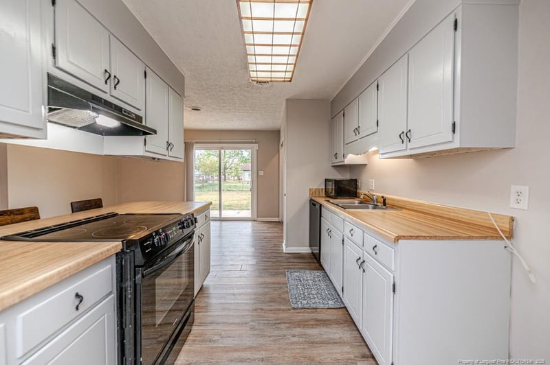 6553 Gristmill Rd, Fayetteville, NC 28314