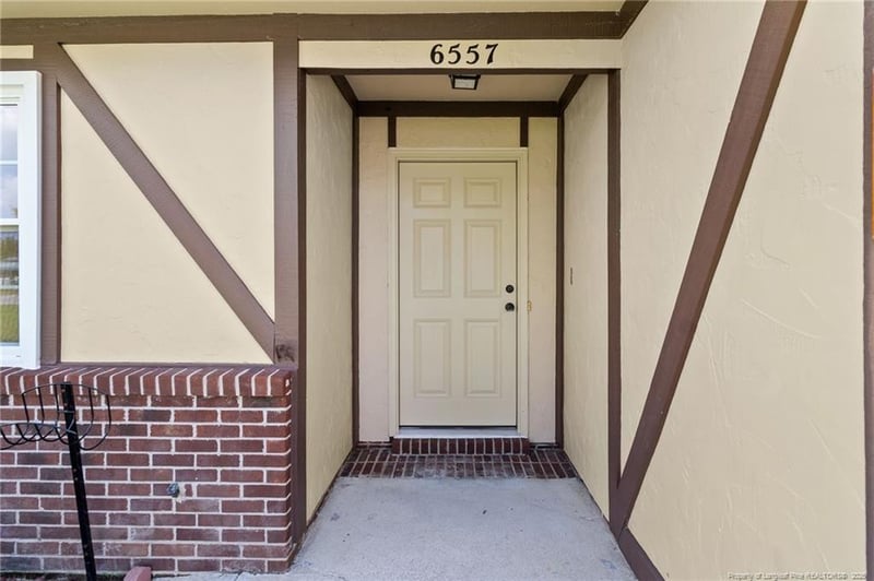 6557 Grist Mill St, Fayetteville, NC 28314