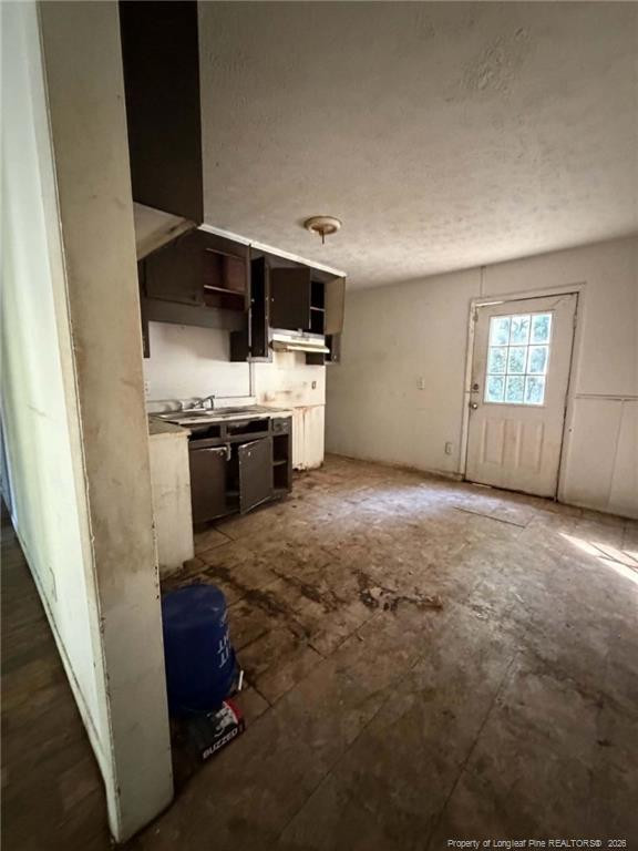 6559 Amanda Cir, Fayetteville, NC 28304