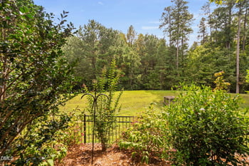 656 Angelica Cir, Cary, NC 27518