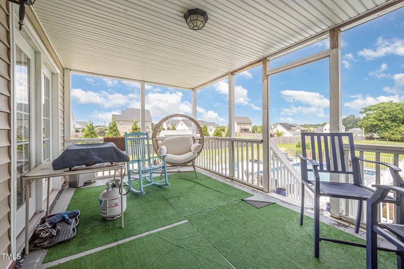656 Atkins Rd, Fuquay Varina, NC 27526