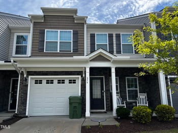 656 Barneswyck Dr, Fuquay Varina, NC 27526