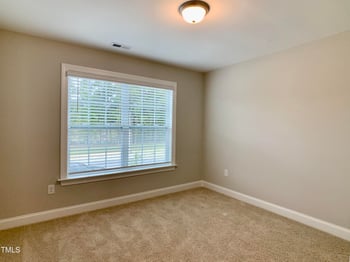 656 Barneswyck Dr, Fuquay Varina, NC 27526