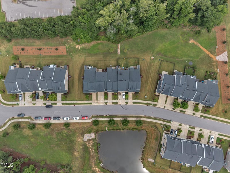 656 Barneswyck Dr, Fuquay Varina, NC 27526