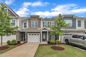 656 Barneswyck Dr, Fuquay Varina, NC 27526