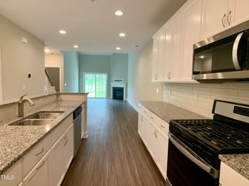 656 Barneswyck Dr, Fuquay Varina, NC 27526
