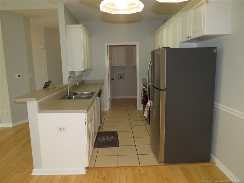 656 Brandermill Rd #202, Fayetteville, NC 28314