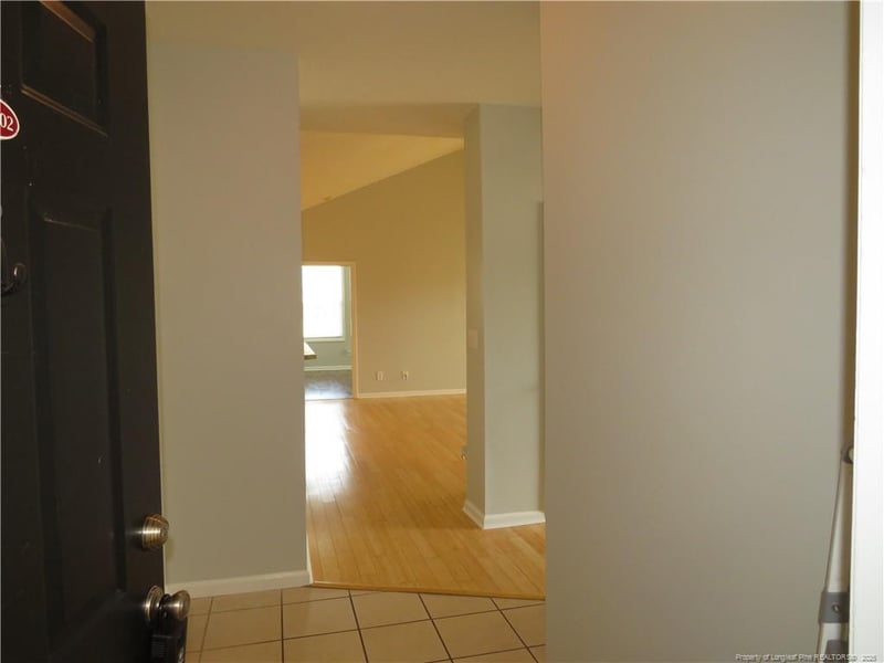 656 Brandermill Rd #202, Fayetteville, NC 28314
