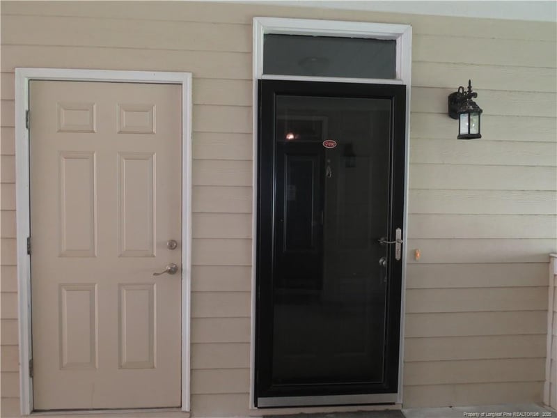 656 Brandermill Rd #202, Fayetteville, NC 28314