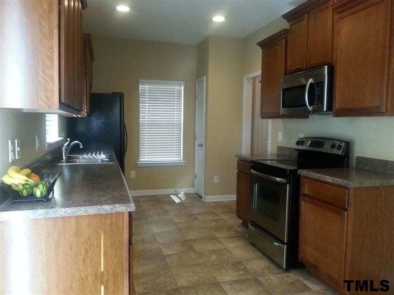 656 Smithridge Way, Fuquay Varina, NC 27526