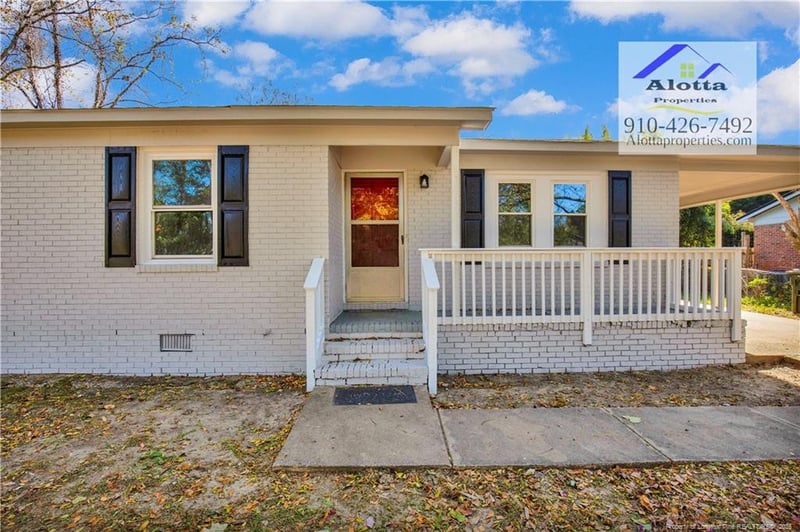 6561 Stillwater Dr, Fayetteville, NC 28304