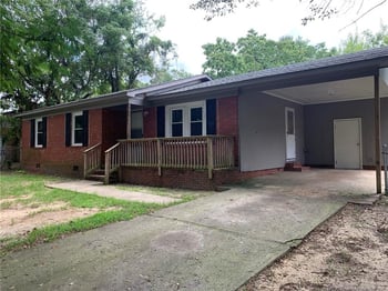 6561 Stillwater Dr, Fayetteville, NC 28304
